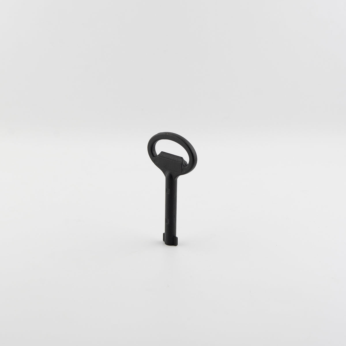 Clé double barre 5mm EMKA en Zamak noire 1004-06 - 1004-06 NOIRE